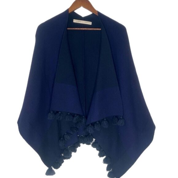 LOFT Sweaters - Loft Color-block Tassel Poncho Wrap